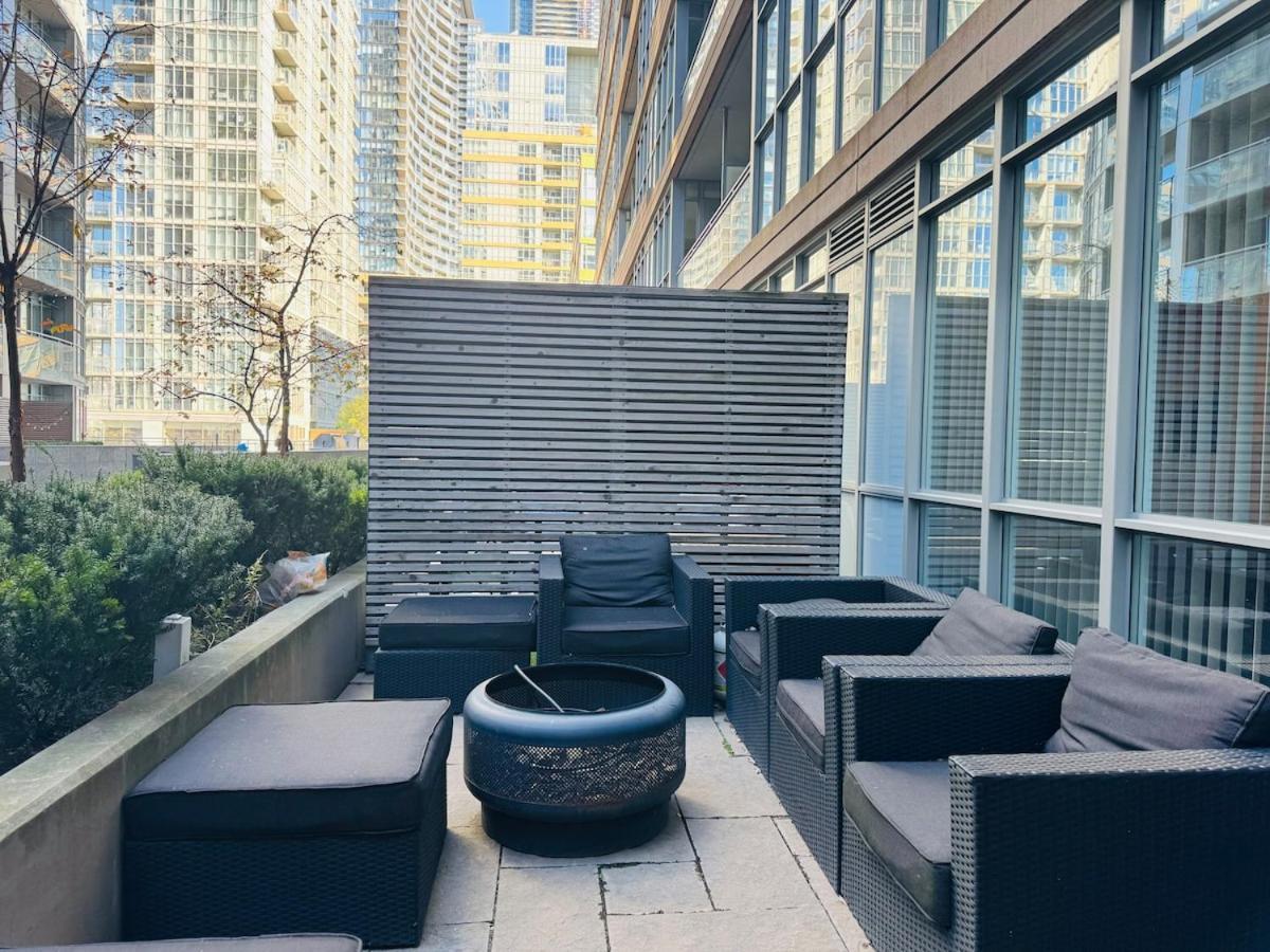 Kingbed & Bunkbed & Terrace Apartman Toronto Kültér fotó
