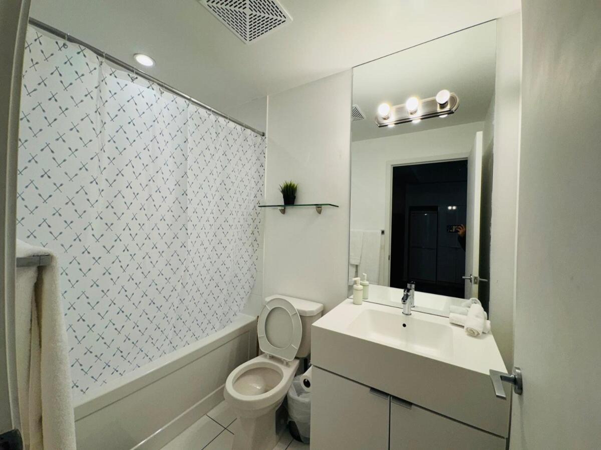 Kingbed & Bunkbed & Terrace Apartman Toronto Kültér fotó